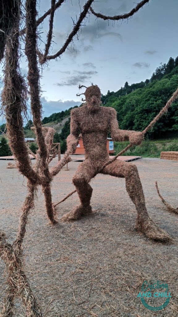 Sculpture 11e concours international de sculpture sur paille et foin 2022 Valloire